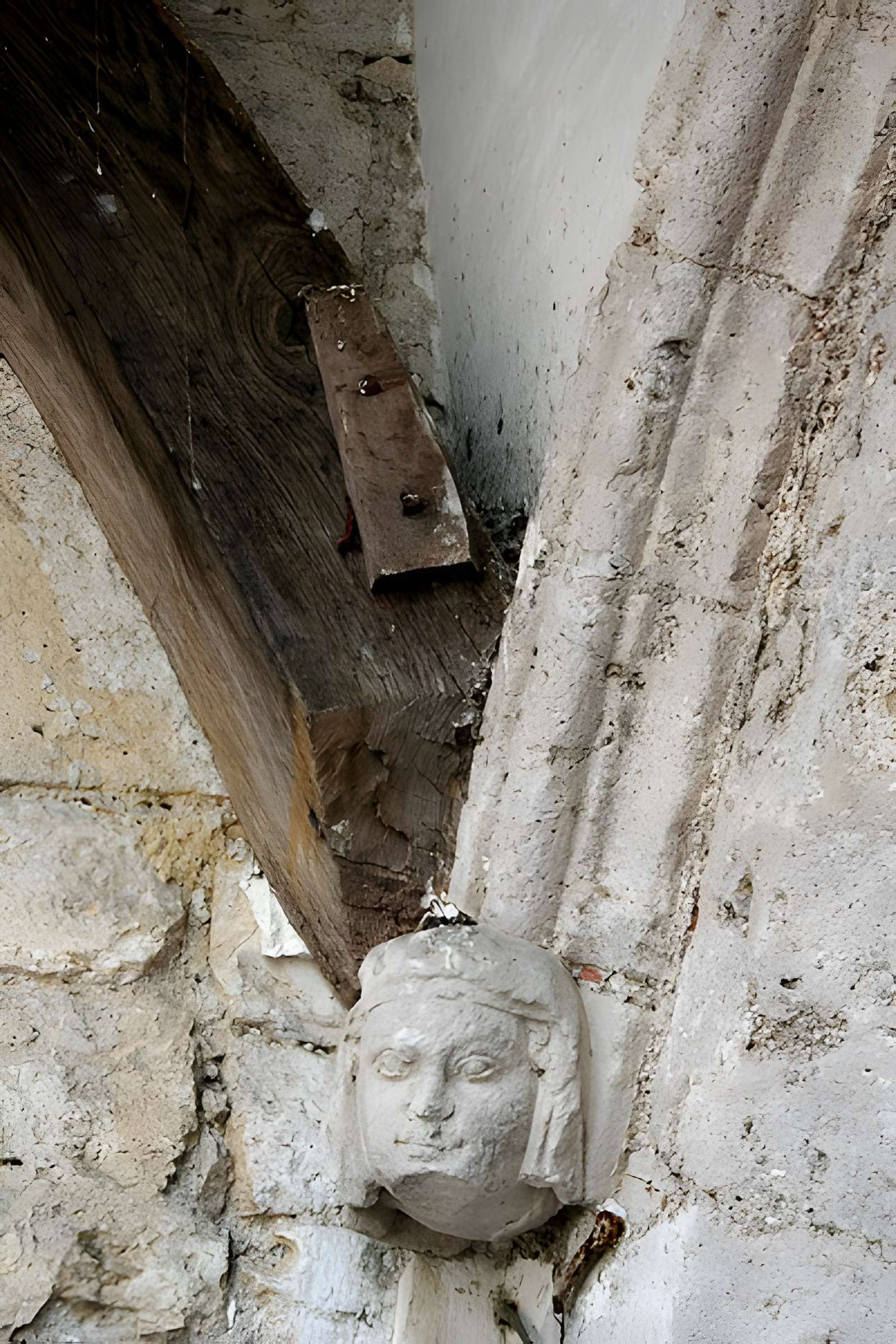 Maison dite aussi ancienne salle de justice et hôtel de ville ou du Perron ou le Parloir aux Bourgeois ou des Trois Rois