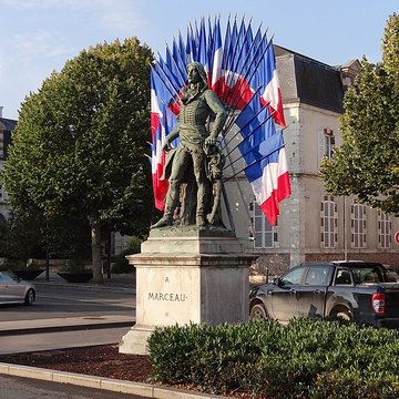 Monument à Marceau