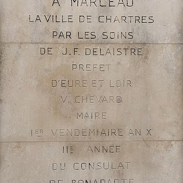 Monument à Marceau