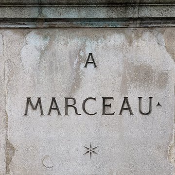 Monument à Marceau
