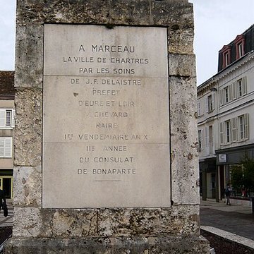 Monument à Marceau