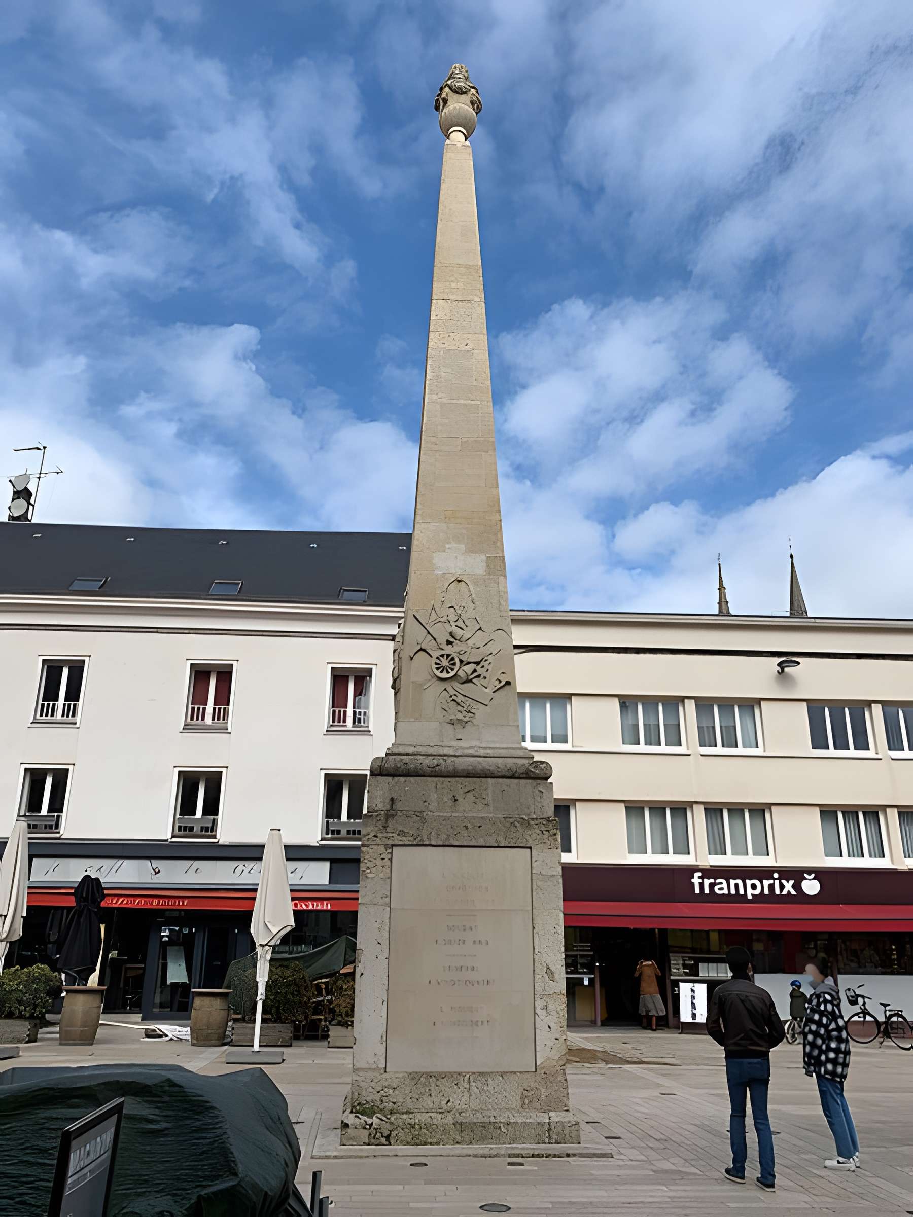 Monument à Marceau