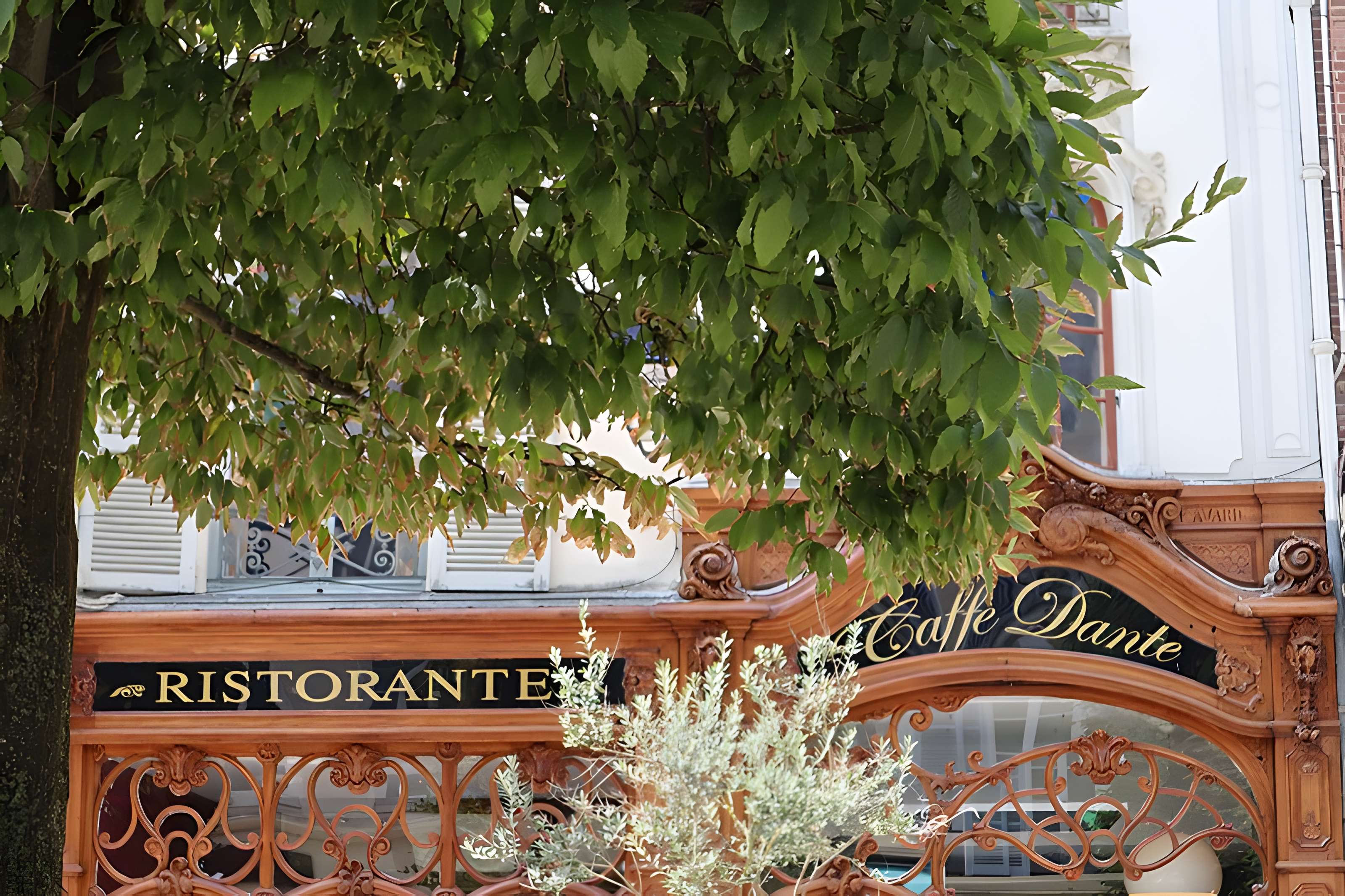 Anciennes imprimeries Lefèbvre et ancienne librairie Broult-Dividis