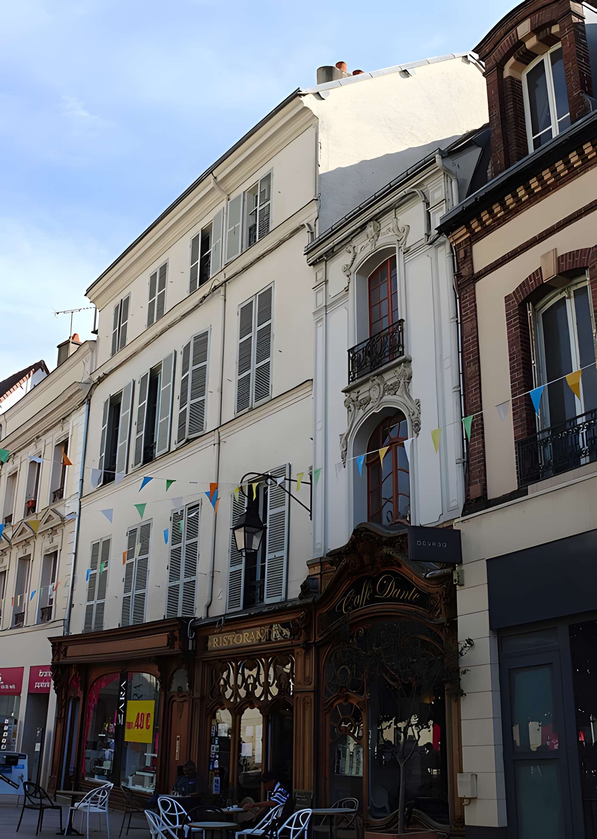 Anciennes imprimeries Lefèbvre et ancienne librairie Broult-Dividis