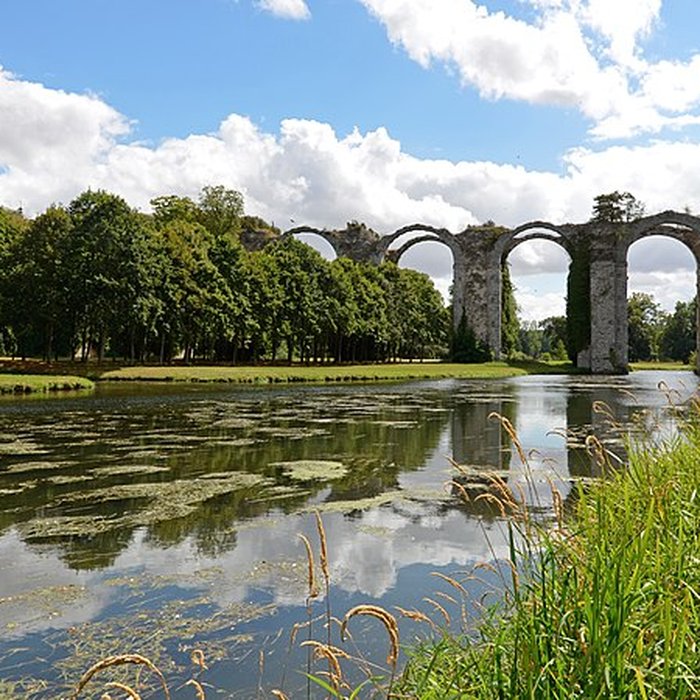 Photo de Ancien aqueduc de Pontgouin à Versailles également sur communes de Berchères-Saint-Germain et Pontgouin
