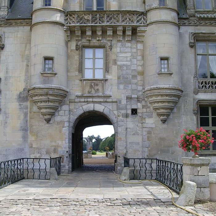 Photo de Ancien aqueduc de Pontgouin à Versailles également sur communes de Berchères-Saint-Germain et Pontgouin
