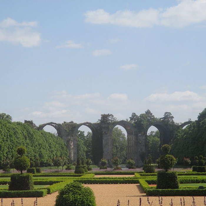Photo de Ancien aqueduc de Pontgouin à Versailles également sur communes de Berchères-Saint-Germain et Pontgouin