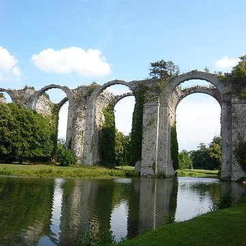 Ancien aqueduc de Pontgouin à Versailles également sur communes de Berchères-Saint-Germain et Pontgouin