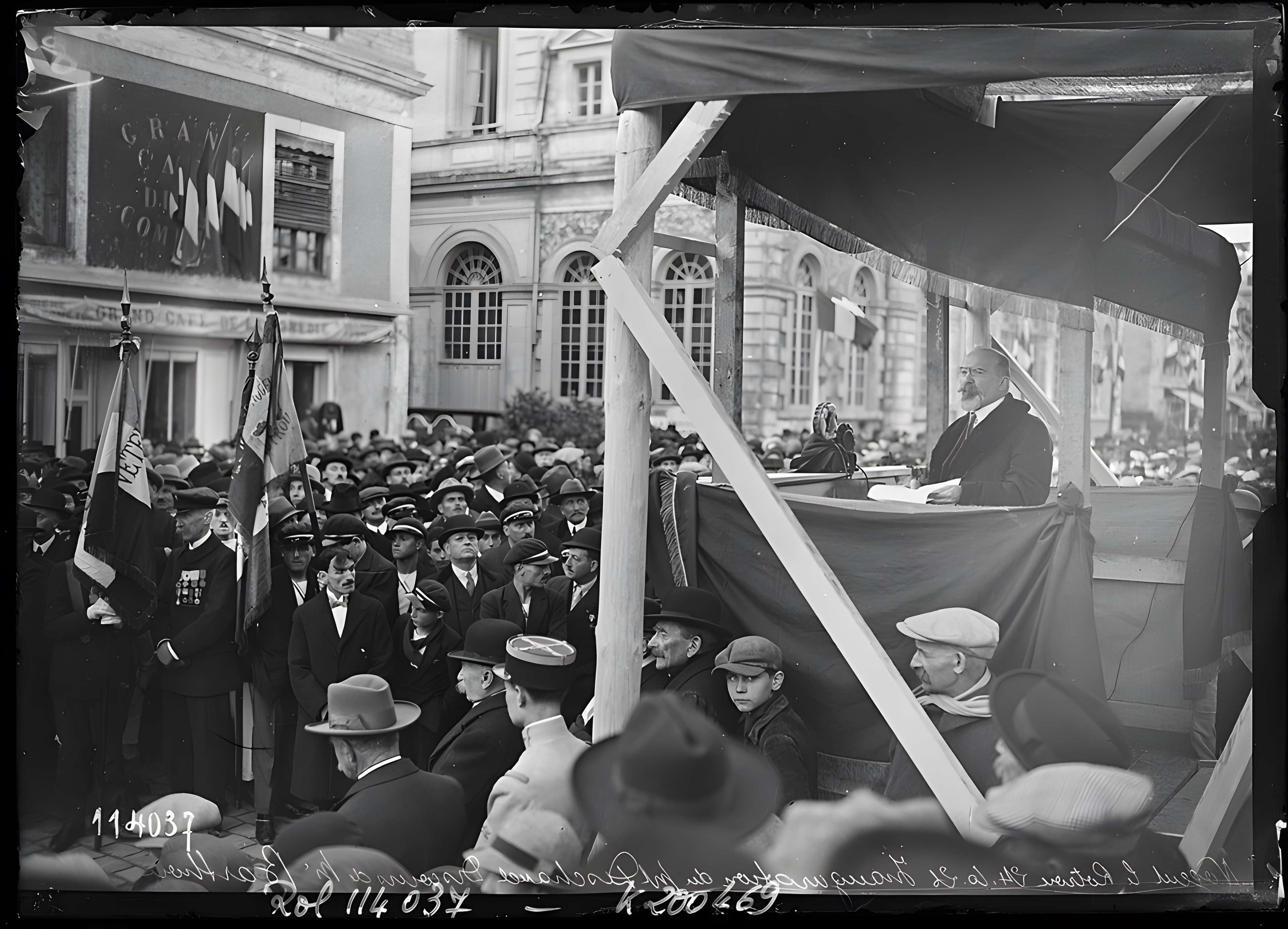 Monument de Paul Deschanel