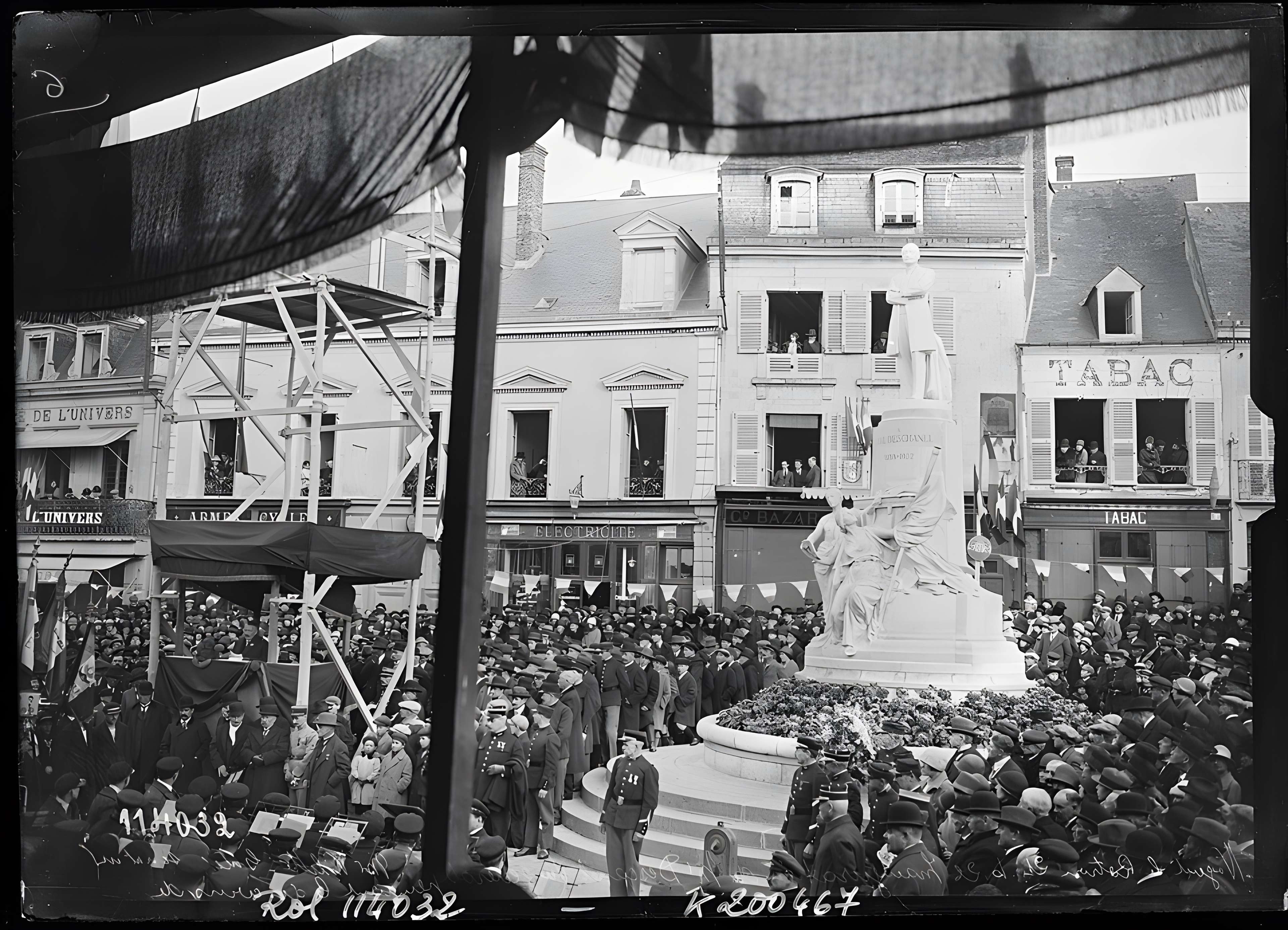 Monument de Paul Deschanel