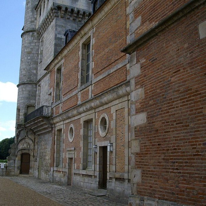 Photo de Ancien aqueduc de Pontgouin à Versailles également sur communes de Maintenon et Berchères-Saint-Germain