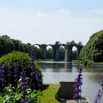Ancien aqueduc de Pontgouin à Versailles également sur communes de Maintenon et Berchères-Saint-Germain