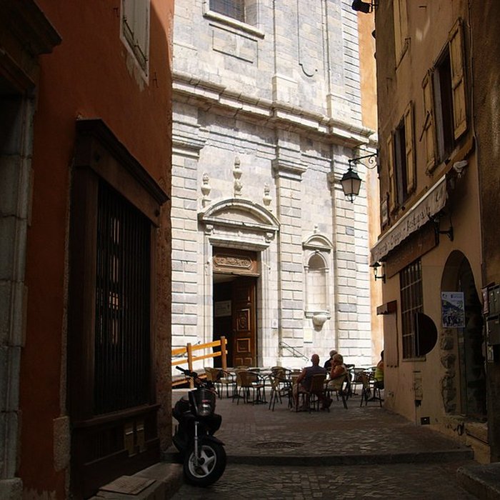 Photo de Église Notre-Dame-et-Saint-Nicolas de Briançon