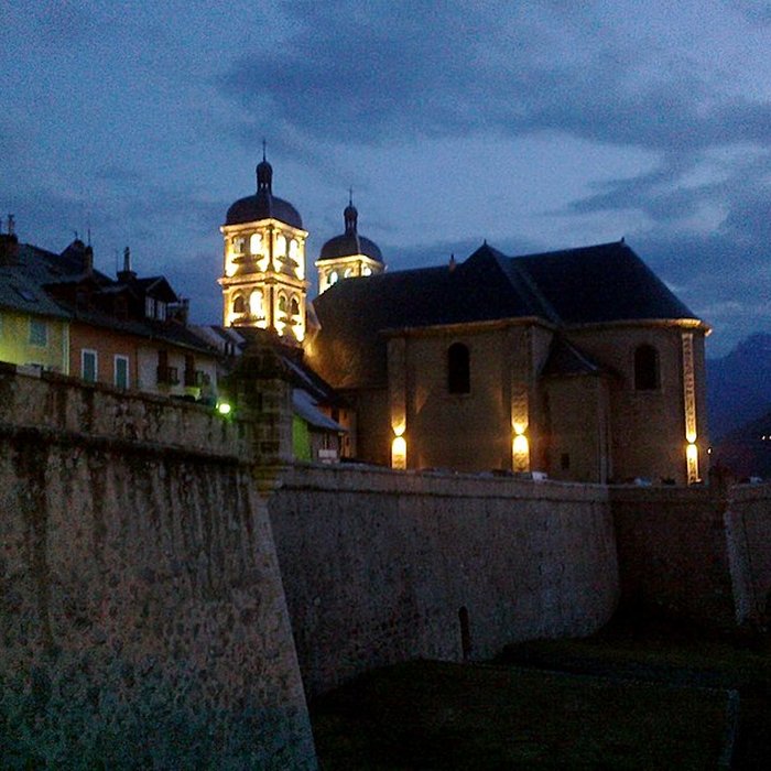 Photo de Église Notre-Dame-et-Saint-Nicolas de Briançon