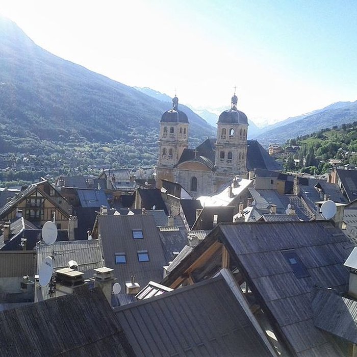 Photo de Église Notre-Dame-et-Saint-Nicolas de Briançon