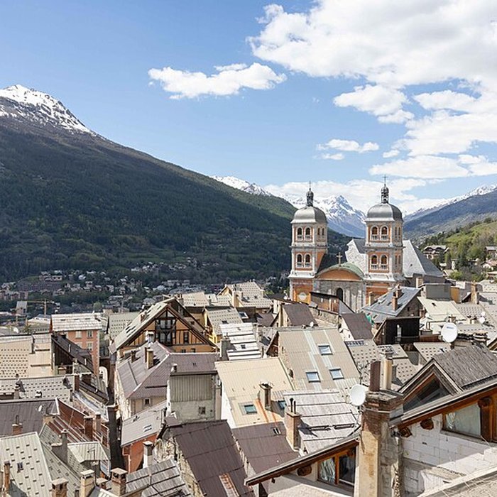 Photo de Église Notre-Dame-et-Saint-Nicolas de Briançon