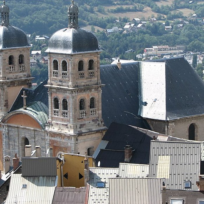 Photo de Église Notre-Dame-et-Saint-Nicolas de Briançon