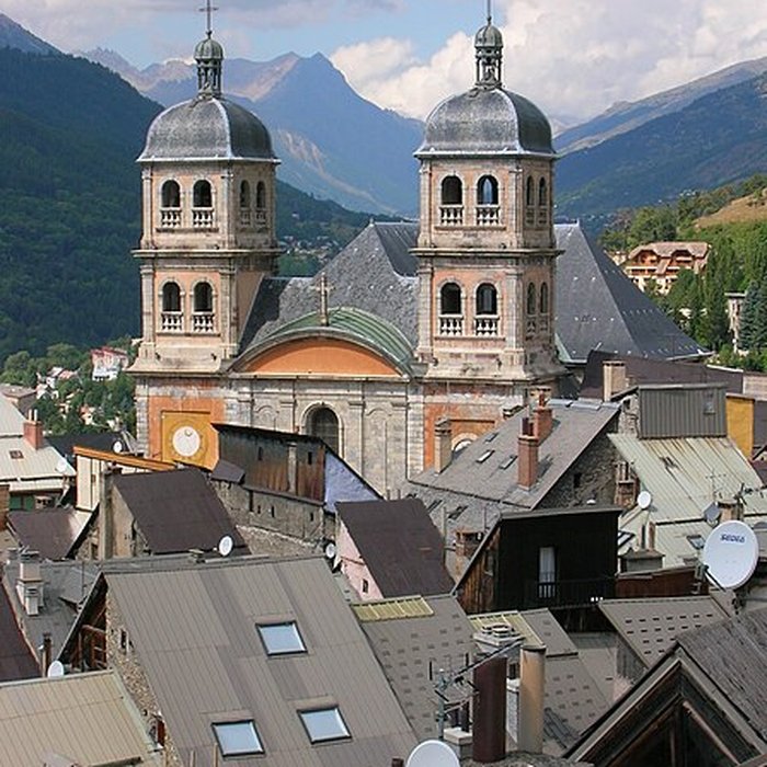 Photo de Église Notre-Dame-et-Saint-Nicolas de Briançon