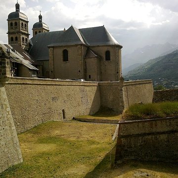 Église Notre-Dame-et-Saint-Nicolas de Briançon
