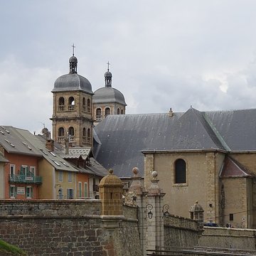 Église Notre-Dame-et-Saint-Nicolas de Briançon