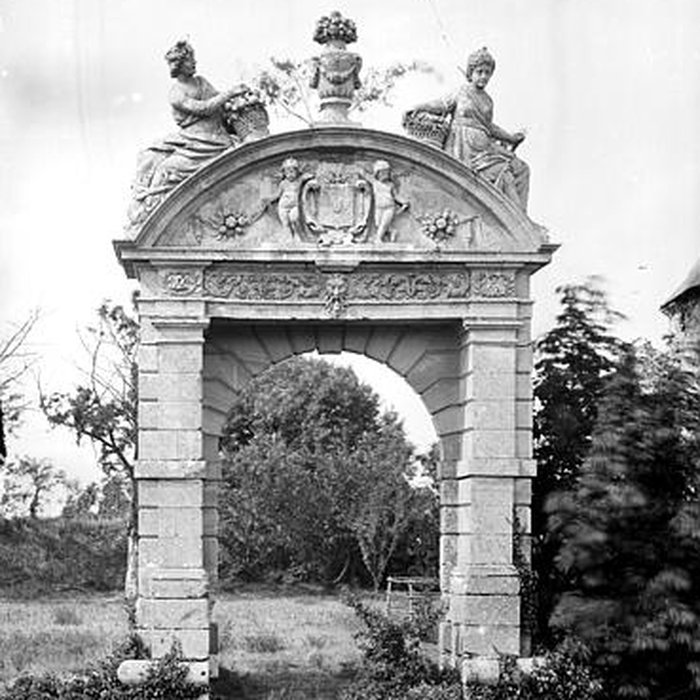 Photo de Ruines du château du XVIIe siècle