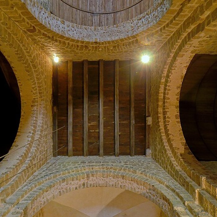 Photo de Eglise Notre-Dame-sur-lEau ou Notre-Dame-sous-lEau