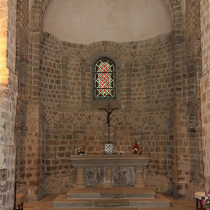 Photo de Eglise Notre-Dame-sur-lEau ou Notre-Dame-sous-lEau