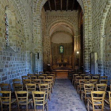 Eglise Notre-Dame-sur-lEau ou Notre-Dame-sous-lEau