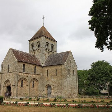 Eglise Notre-Dame-sur-lEau ou Notre-Dame-sous-lEau