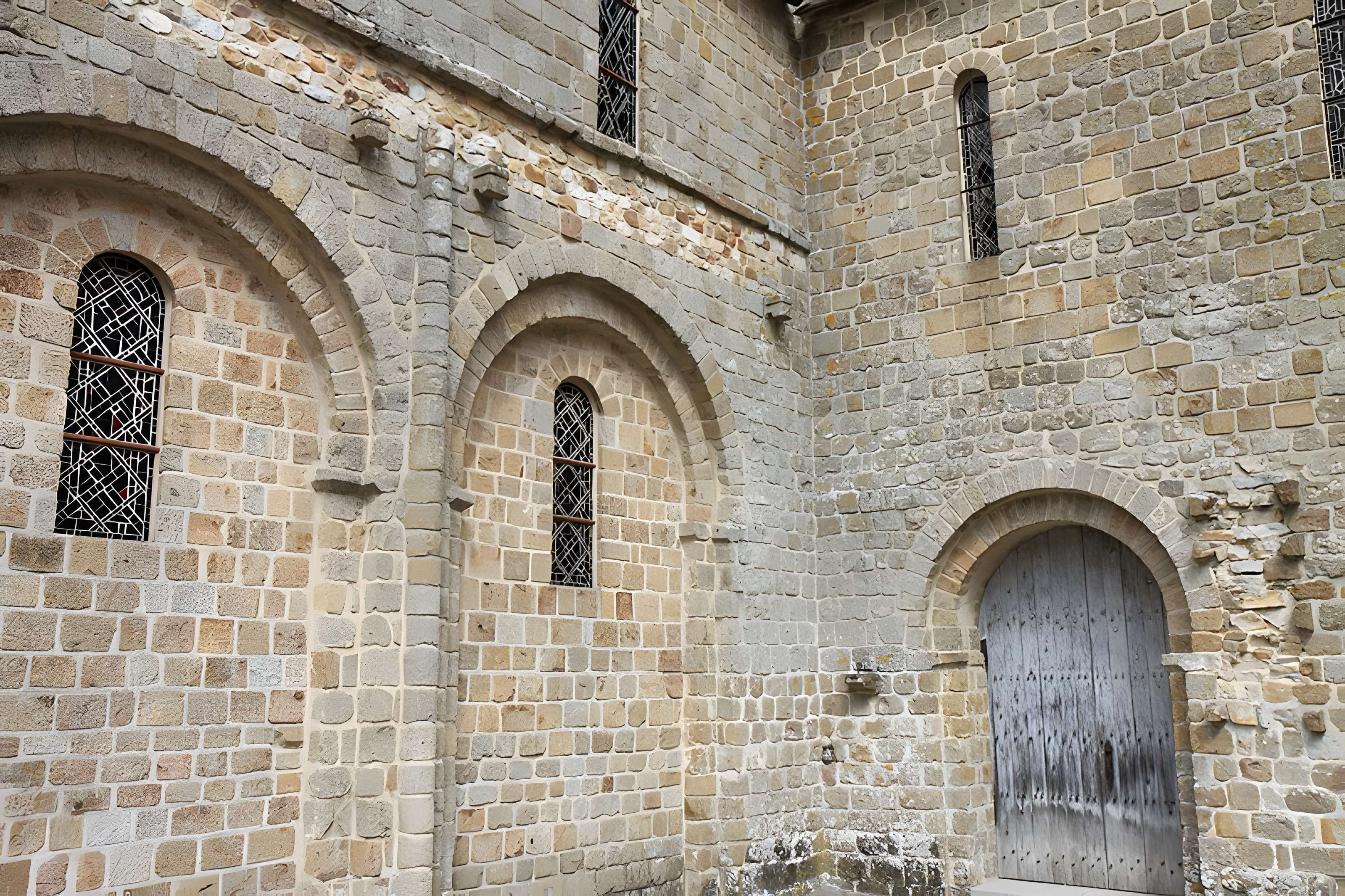 Eglise Notre-Dame-sur-l'Eau ou Notre-Dame-sous-l'Eau