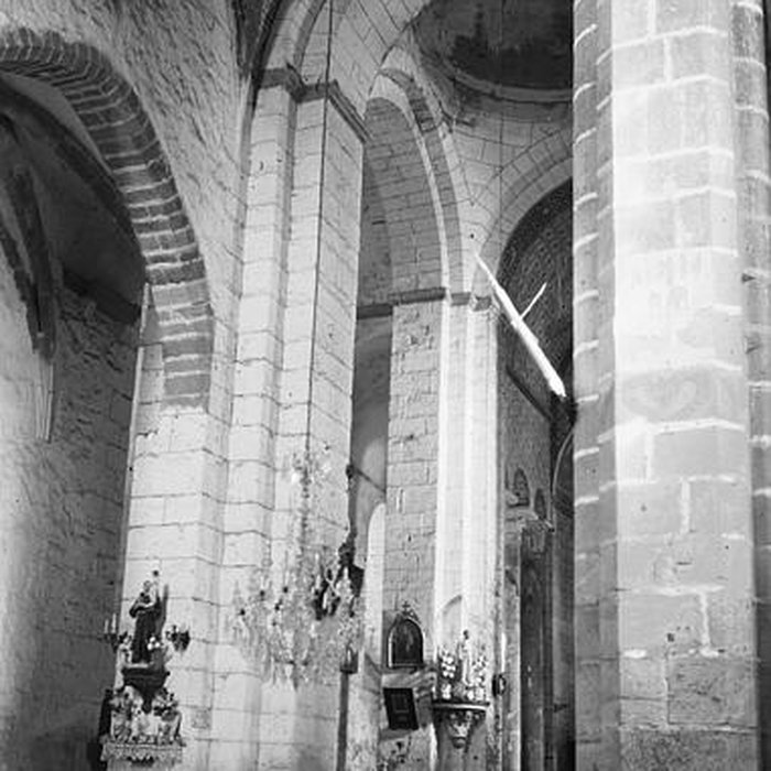 Photo de Église paroissiale Saint-Thyrse de Châteauponsac