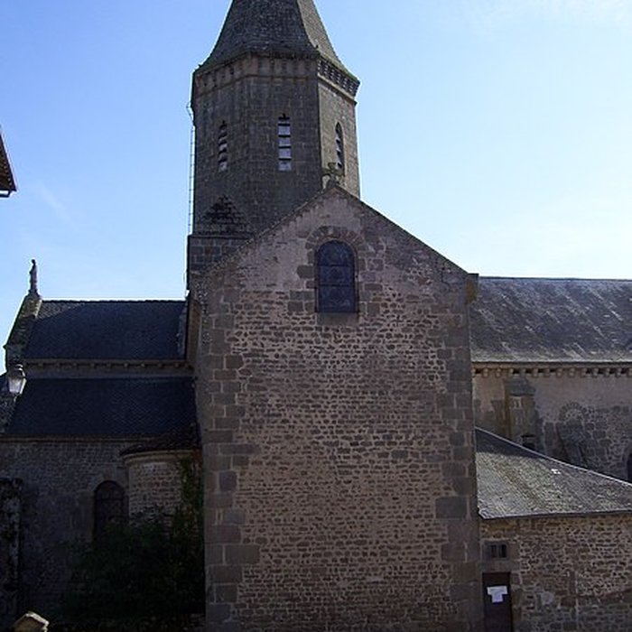 Photo de Église paroissiale Saint-Thyrse de Châteauponsac