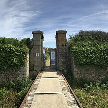 Île de Cézon et son fort