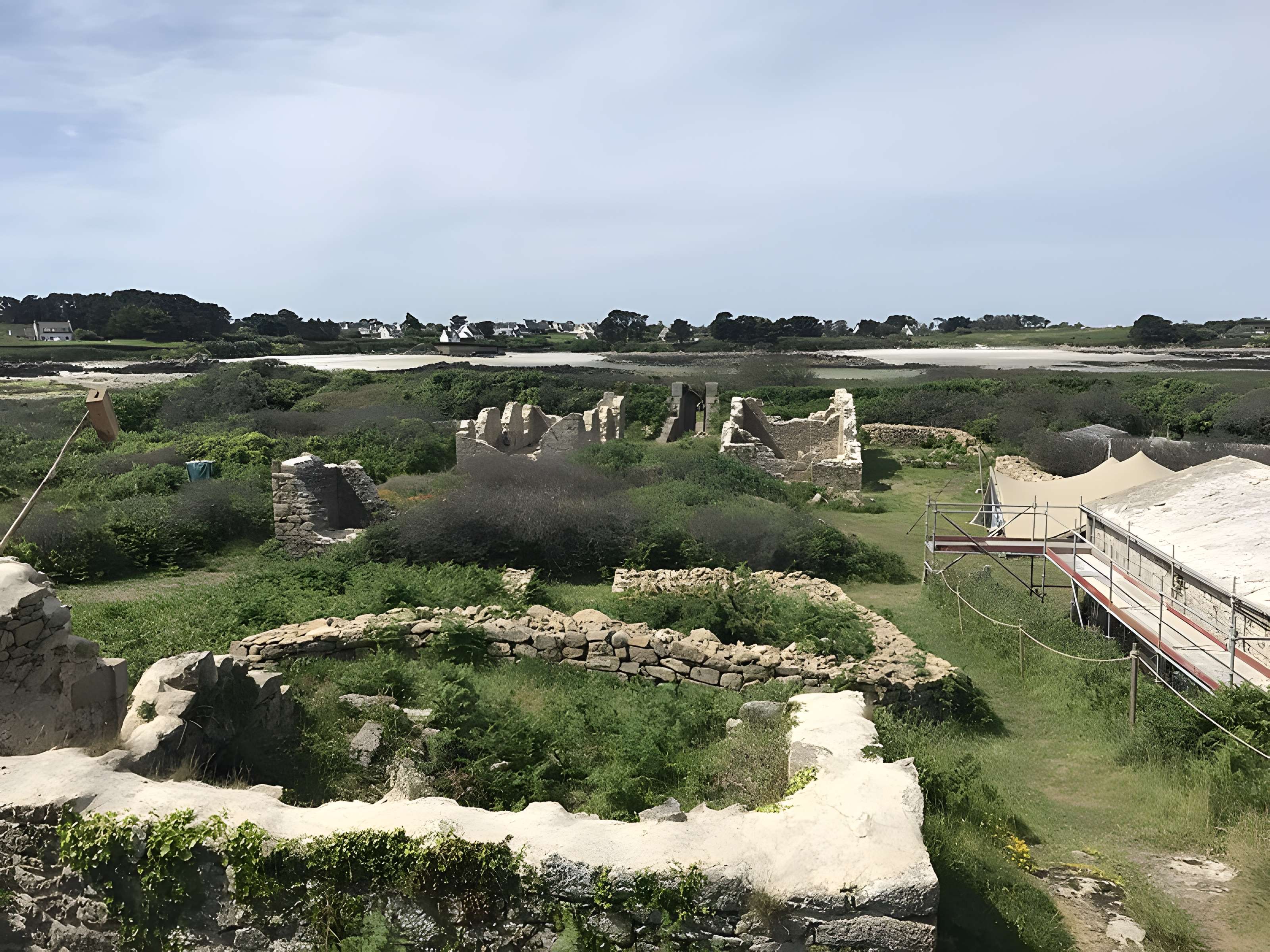 Île de Cézon et son fort