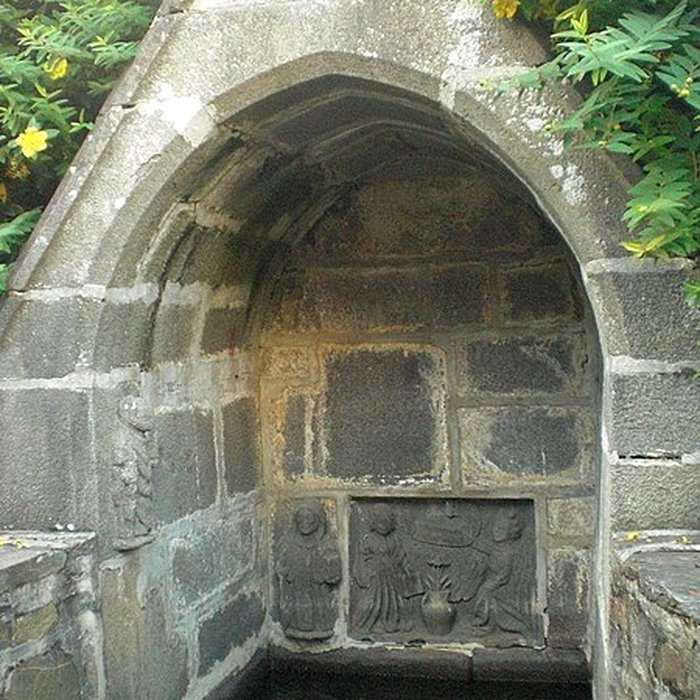 Photo de Fontaine du XVIe siècle de Rumengol