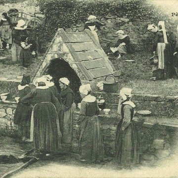 Fontaine du XVIe siècle de Rumengol
