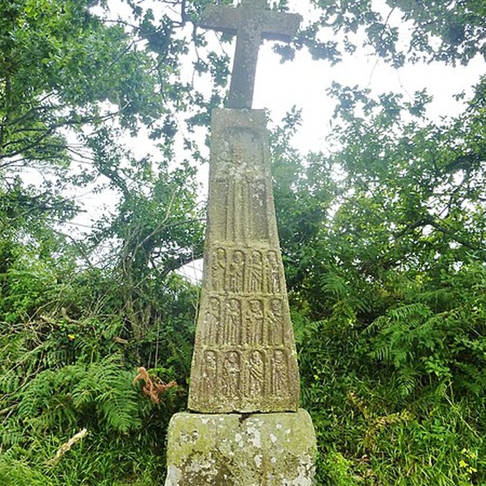 Photo de Croix dite des Douze Apôtres