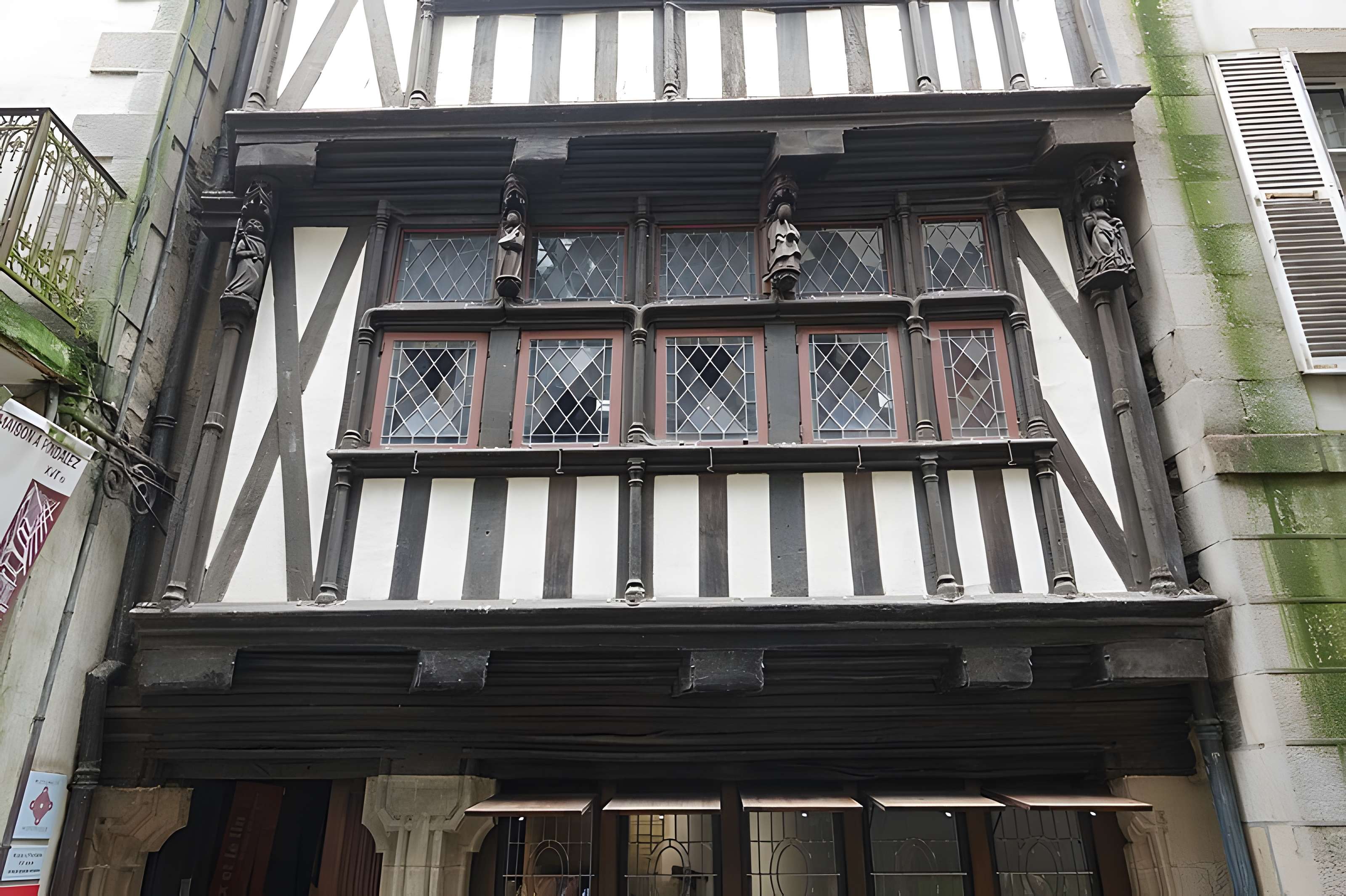 Maison dite à lanterne