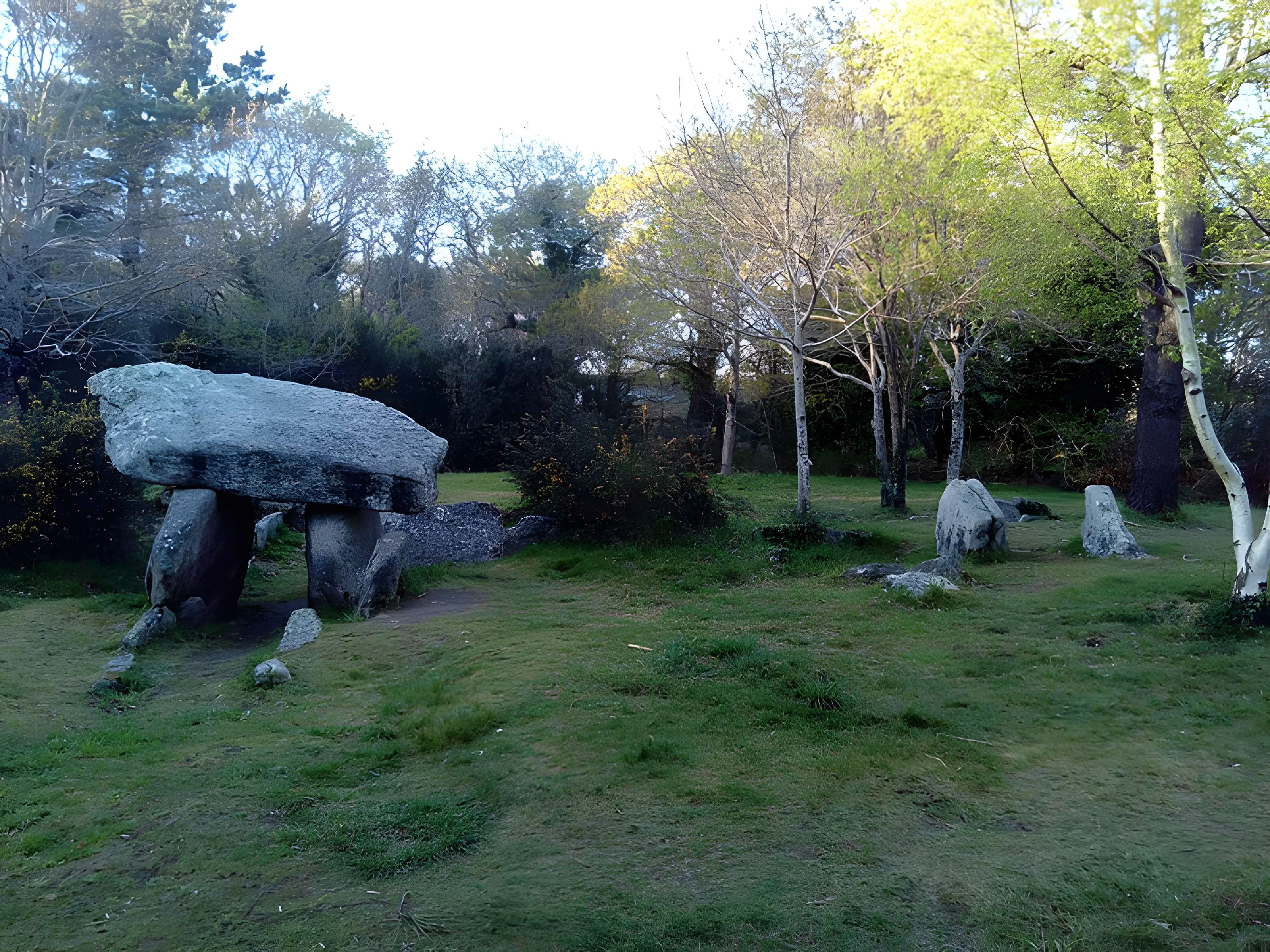 Menhir de Kerdalaë-Lesconil