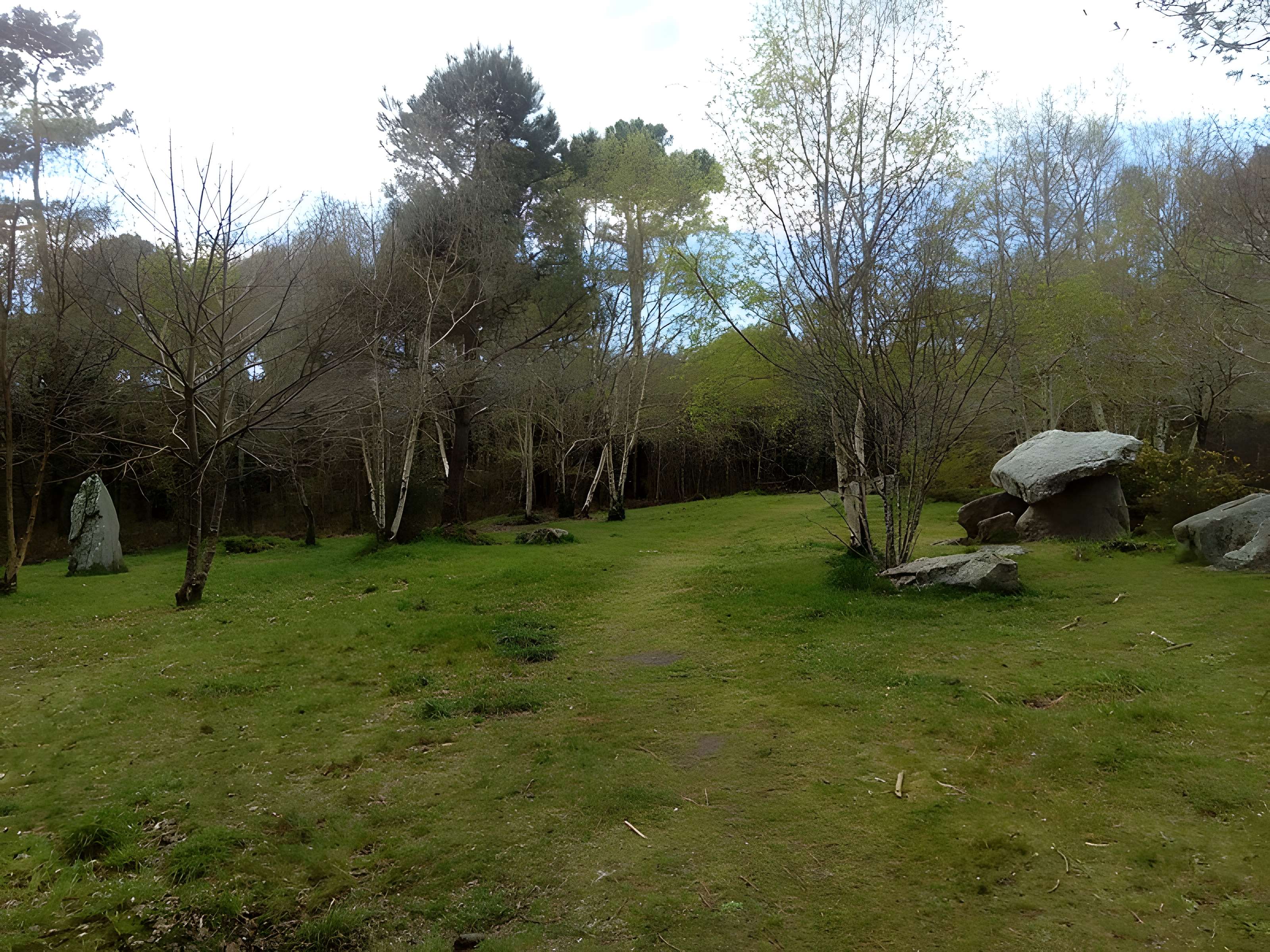 Menhir de Kerdalaë-Lesconil