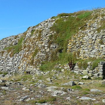 Tumulus à dolmen