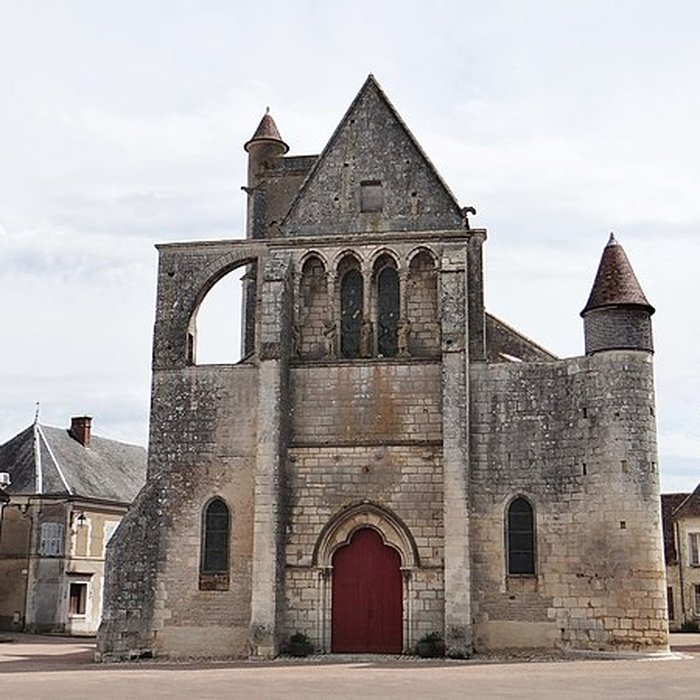 Photo de Église Saint-Adrien de Mailly-le-Château