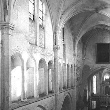 Église Saint-Adrien de Mailly-le-Château