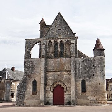 Église Saint-Adrien de Mailly-le-Château