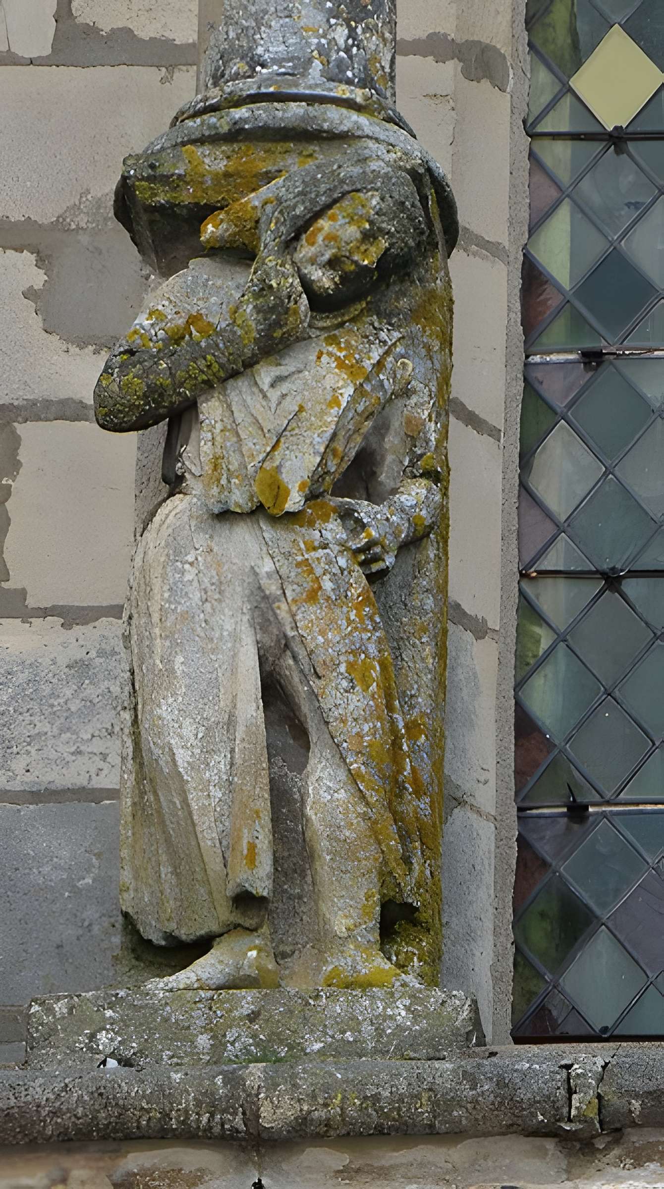 Église Saint-Adrien de Mailly-le-Château