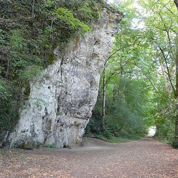 Chapelle monolithe de Caudon