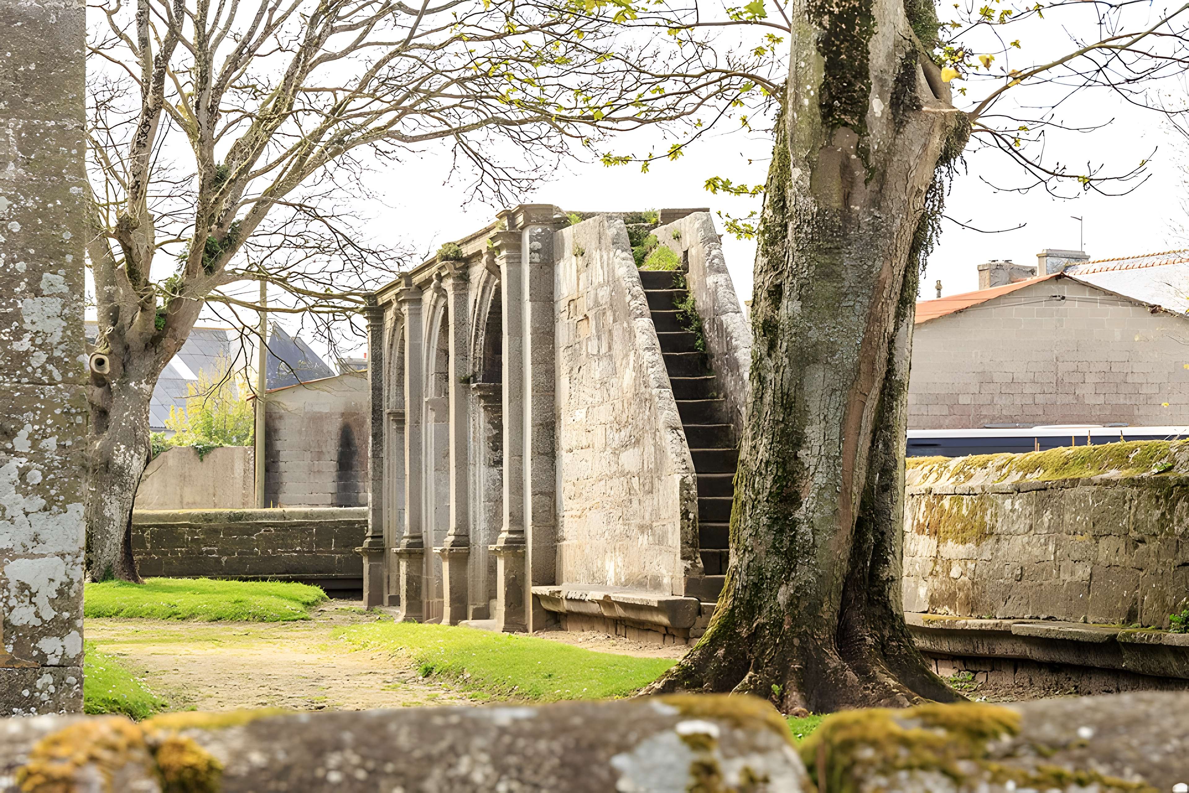 Chapelle Notre-Dame-de-Berven et abords