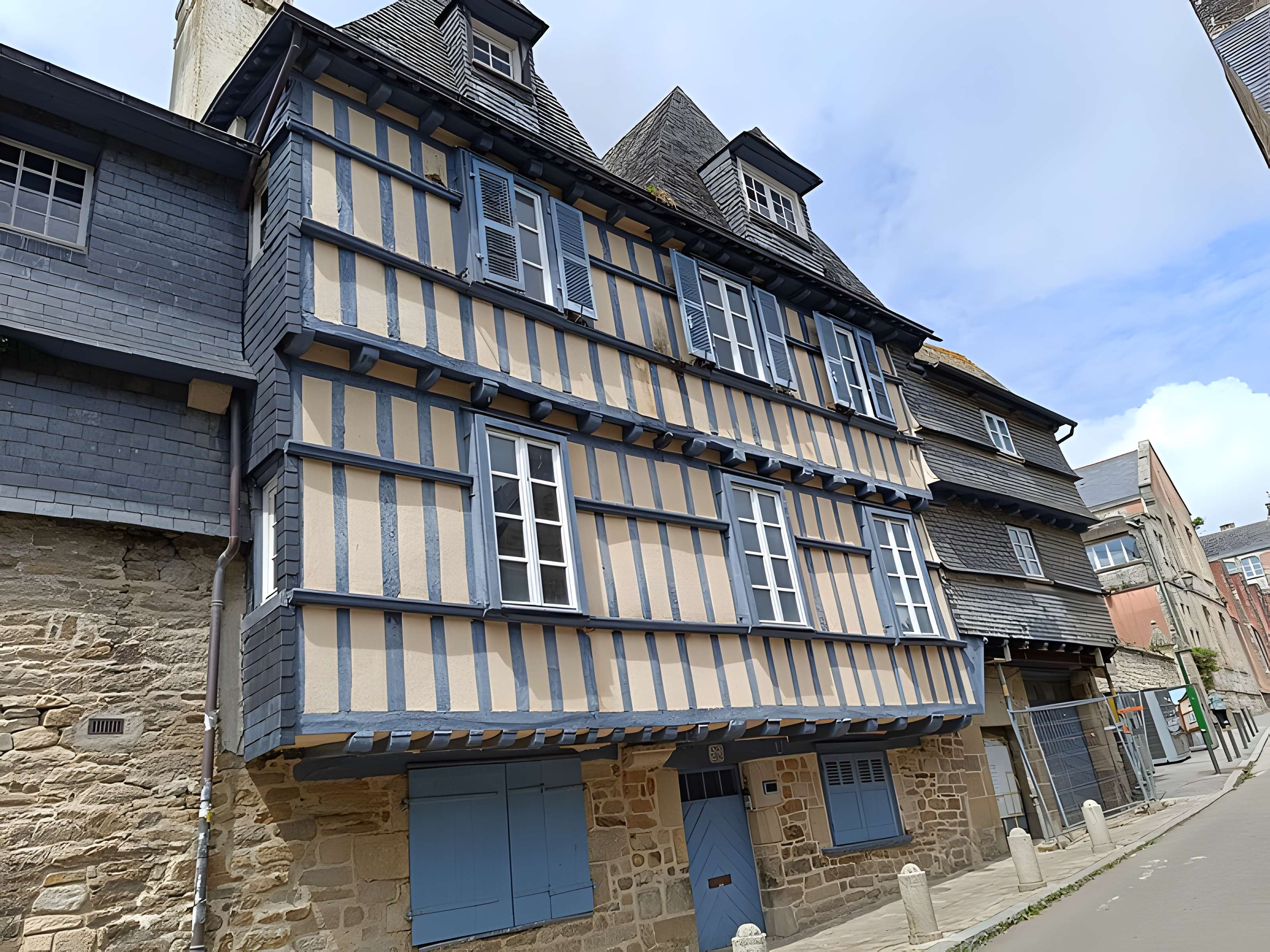 Deux maisons formant un ensemble