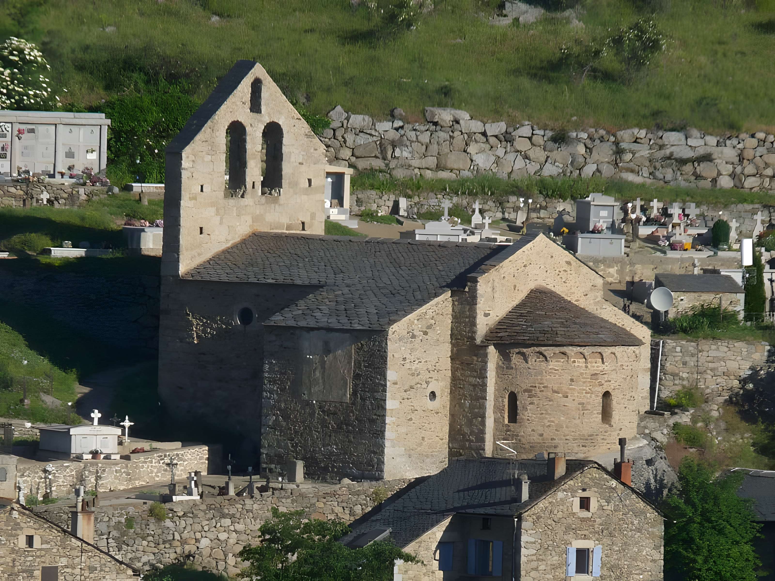 Église Saint-André d'Angoustrine