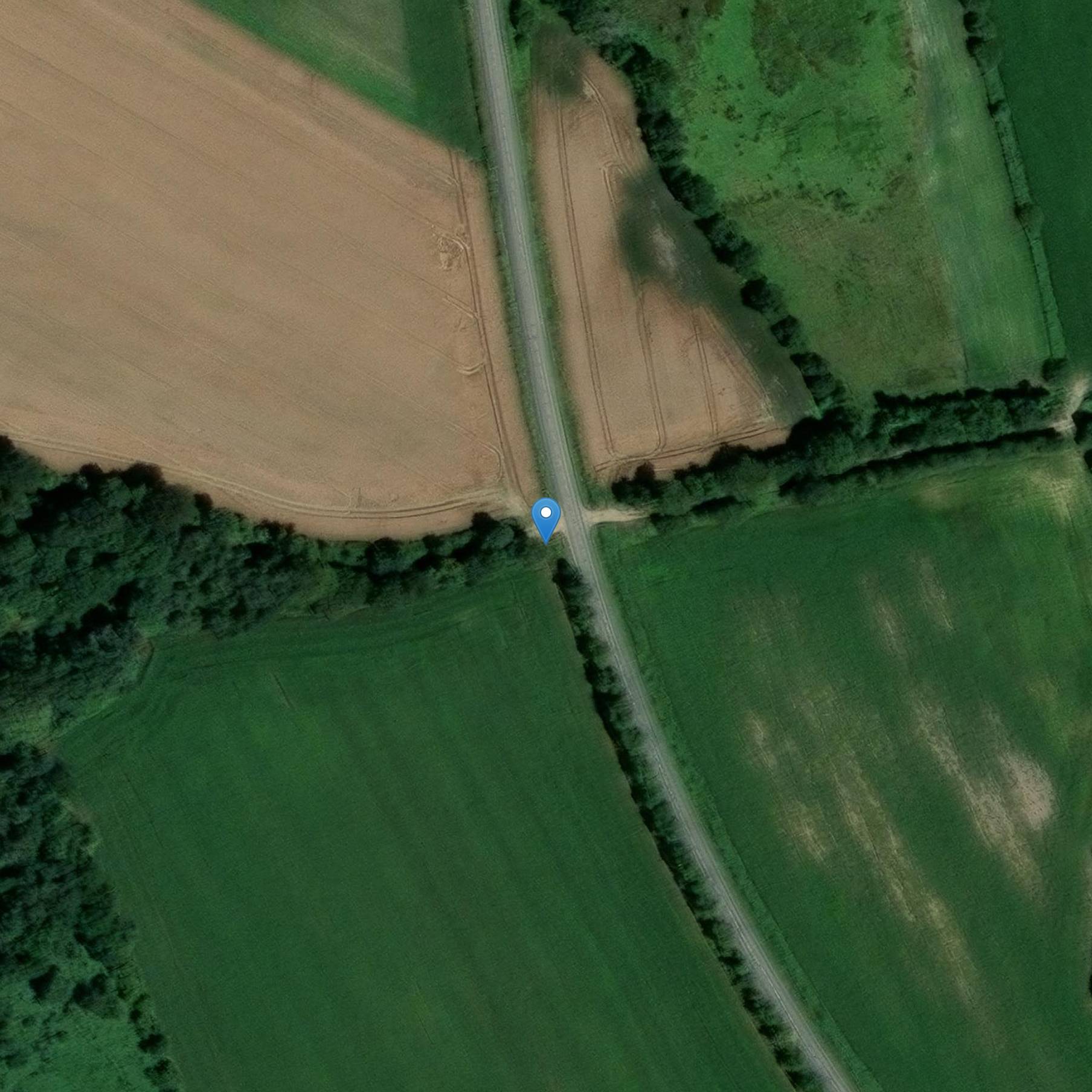 Photo de Antica stele con scanalature e croce chiamata Kroaz Teo